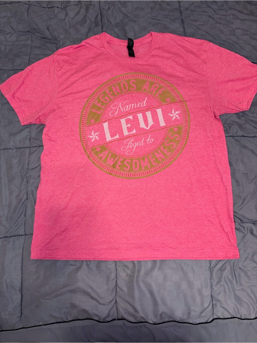 Levi's Bright Pink Kids Graphic Tee with Gold Emblem